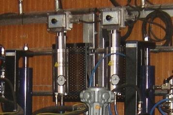 (2) Heater (2) Heater