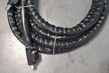 (5) Heated hose (5) Heated hose