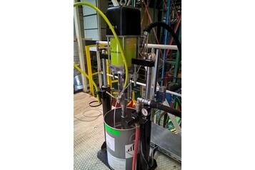 (2) Hardener chop check pump (2) Hardener chop check pump