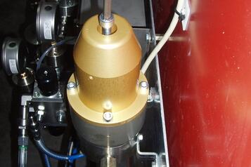 (5) Material regulator (5) Material regulator