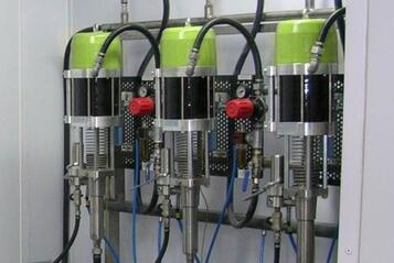 (3) Piston pump (3) Piston pump