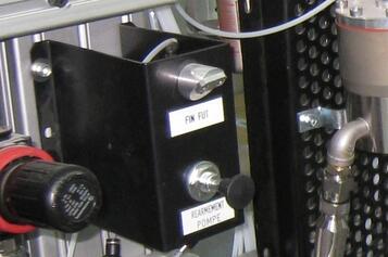 (3) Buzzer and reset box (3) Buzzer and reset box