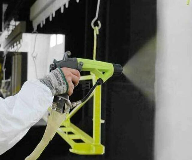 Easy liquid electrostatic Airmix® solution for one painter Easy liquid electrostatic Airmix® solution for one painter