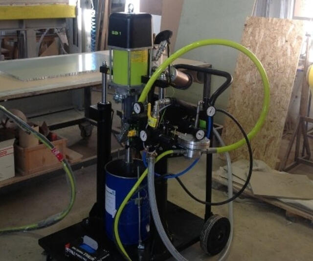 Chop check extrusion pump on trolley Chop check extrusion pump on trolley