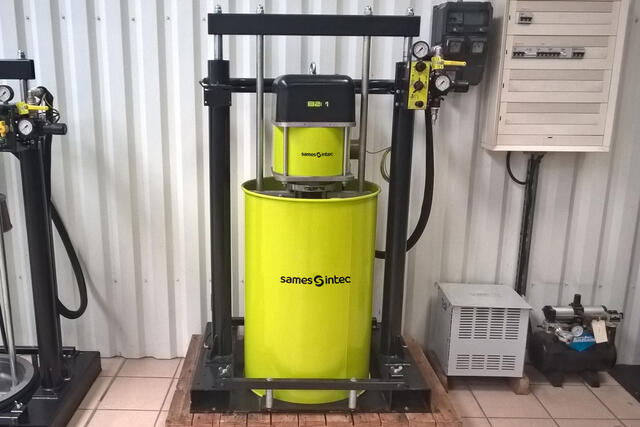 Chop check piston pump Chop check piston pump