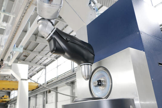 Robotic-Finishing020.jpg Rinsing box Products & Solutions > Products Accessories Robotic-Finishing020.jpg Rinsing box Products & Solutions > Products Accessories